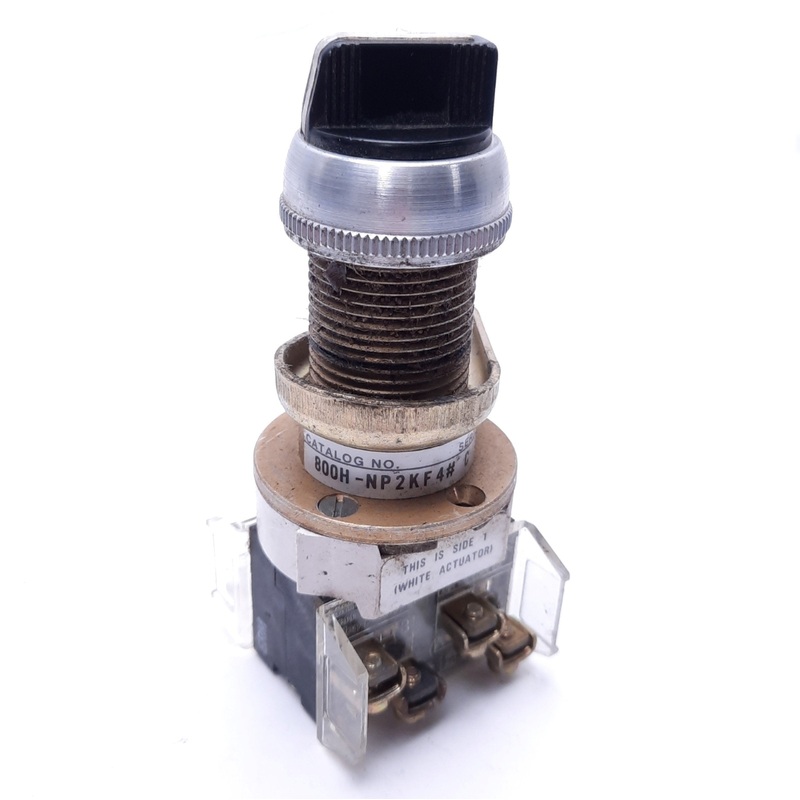Used Allen-Bradley 800H-NP2KF4# Series C Selector Switch With 800T-XA Contact Blocks
