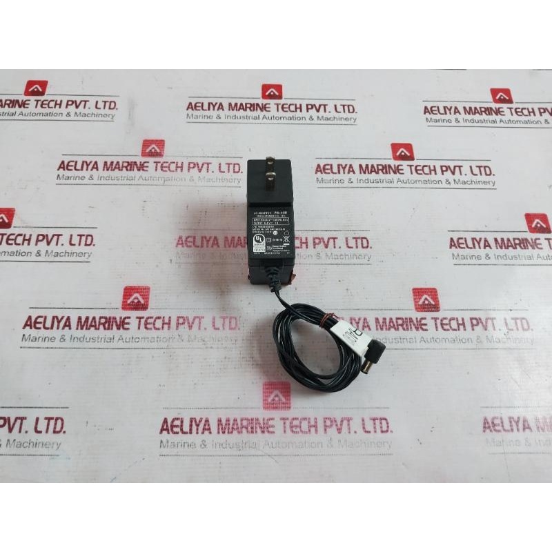 Yaesu Musen Pa-45B Ac Adapter 100-240V-50/60Hz 0.5A 16.0V-1A