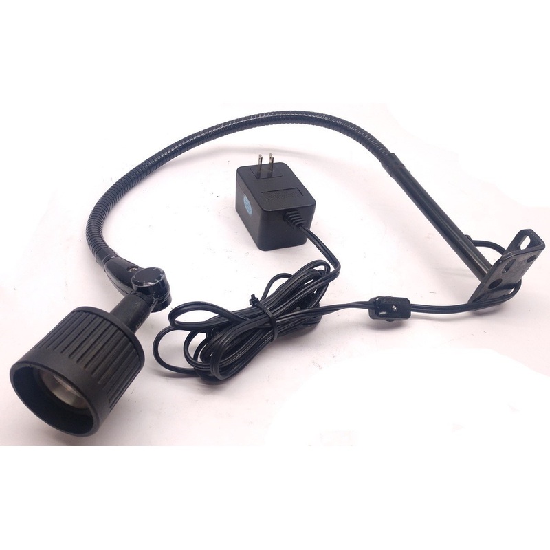 Used Dazor Model 6930 Lamp, Halogen Lighting w Flexible Arm, 118V, 60Hz, 0.2 Amp