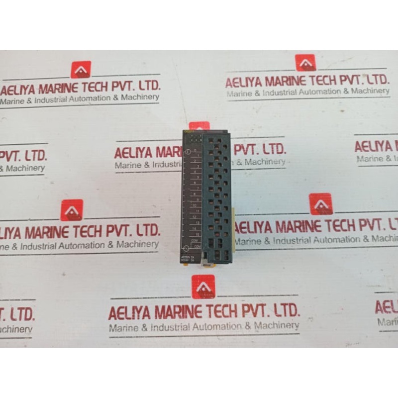 Omron Cj1W-oc211 Digital Output Unit, 250Vac / 24Vdc