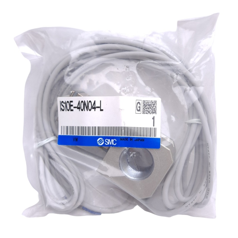 New SMC IS10E-40N04-L Pressure Switch W/ Piping Adapter, 1/4in NPT, 0.7MPa Max