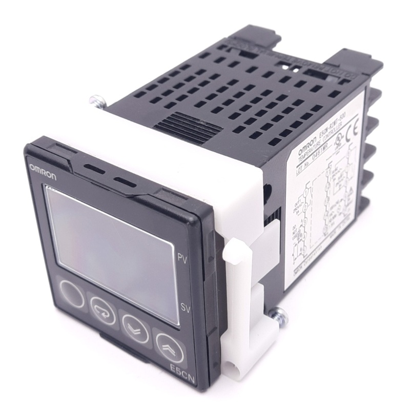 Used Omron E5CN-R2MT-500 PID Temperature Controller, Universal, Relay Out, 100-240VAC
