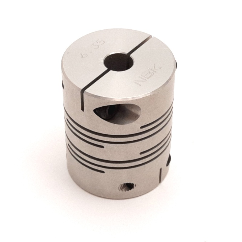 Used NBK MST-25C-6.35-8 Flexible Coupling, 6.35mm (1/4″) to 8mm, 25mm OD, 31mm Long