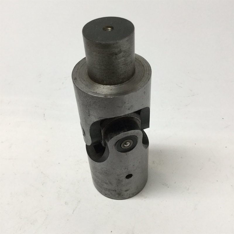 Used Boston Gear J150 Universal Joint Keyed Shaft Alignment Coupler 7/8″ Male-Female
