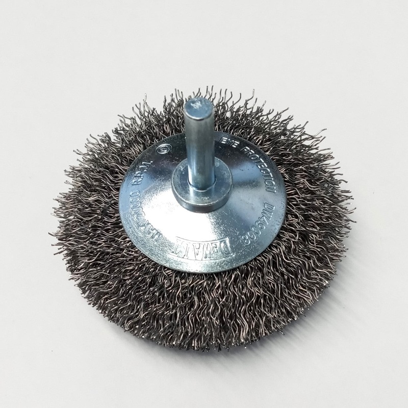 DEWALT DW49008 3″ x 1/4″ Shaft Carbon Flared Wire Wheel